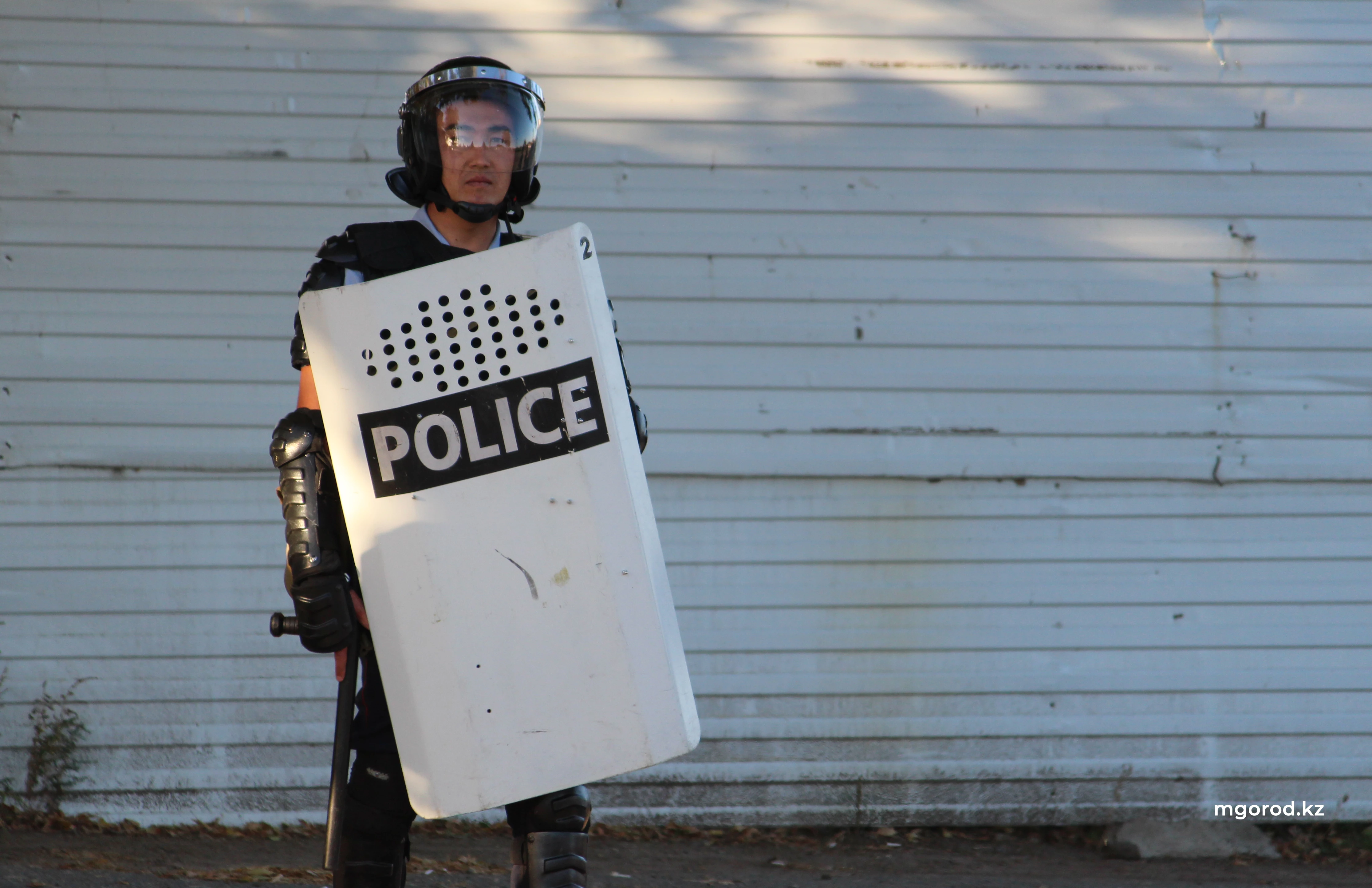 Школу и многоэтажку «заминировал» школьник в Актобе